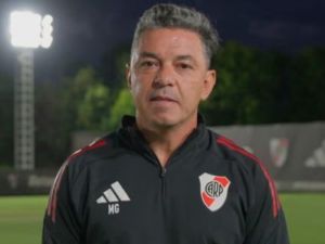 Gallardo anunció que dejará de ser el DT de River tras la derrota ante Vélez