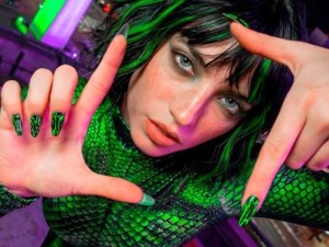 Lumi-7 irrumpe en la escena musical como la primera artista de IA creada en Argentina