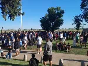 Expectativa por la llegada de Lionel Messi al aeropuerto de Sauce Viejo