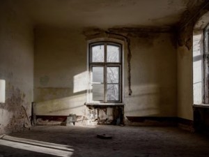 Tras un desalojo, una inquilina deberá pagar más de $60 millones por destrozos en una vivienda