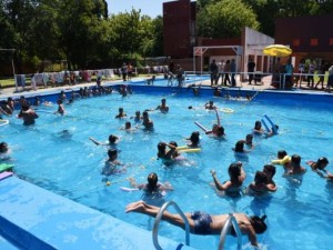 Inauguraron la temporada de verano de colonias y piletas municipales