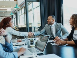 Argentina se consolida como hub regional de Centros de Servicios Compartidos